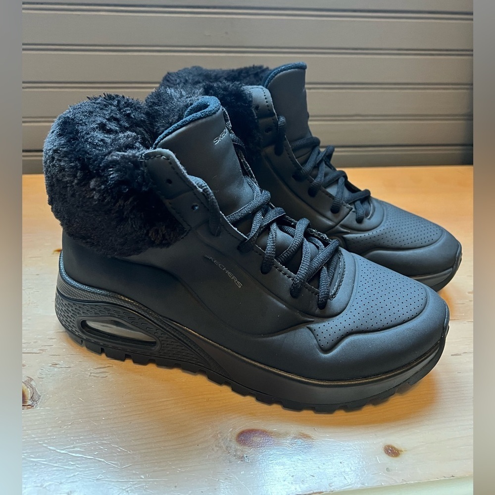 Skechers Uno Rugged Fall Air Black Winter Booties Womenâs Sz 7.5